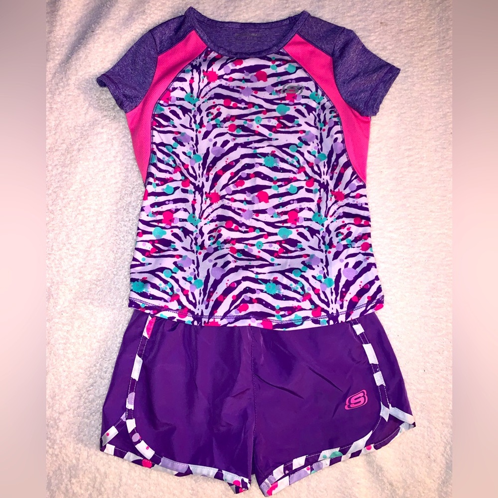 Little girl skecher short outfit